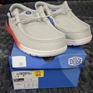 Hey Dude Wally Size 4 Kidd Brand New Red and Blue Ombre Shoes